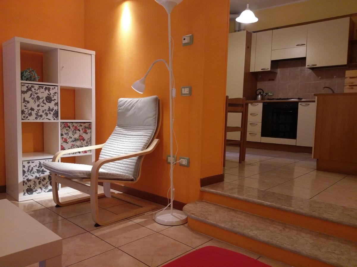 Lovere lake apartment Buitenkant foto